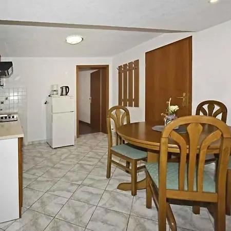 Apartment In - Istrien 47152