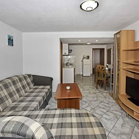 In - Istrien 47152 Apartment *