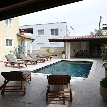 Apartment In - Istrien 47152